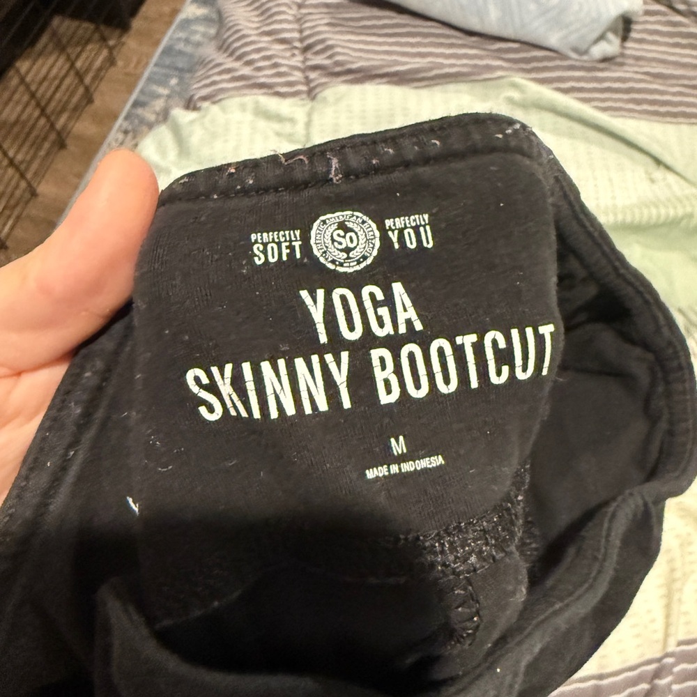 SO Black Yoga Pants